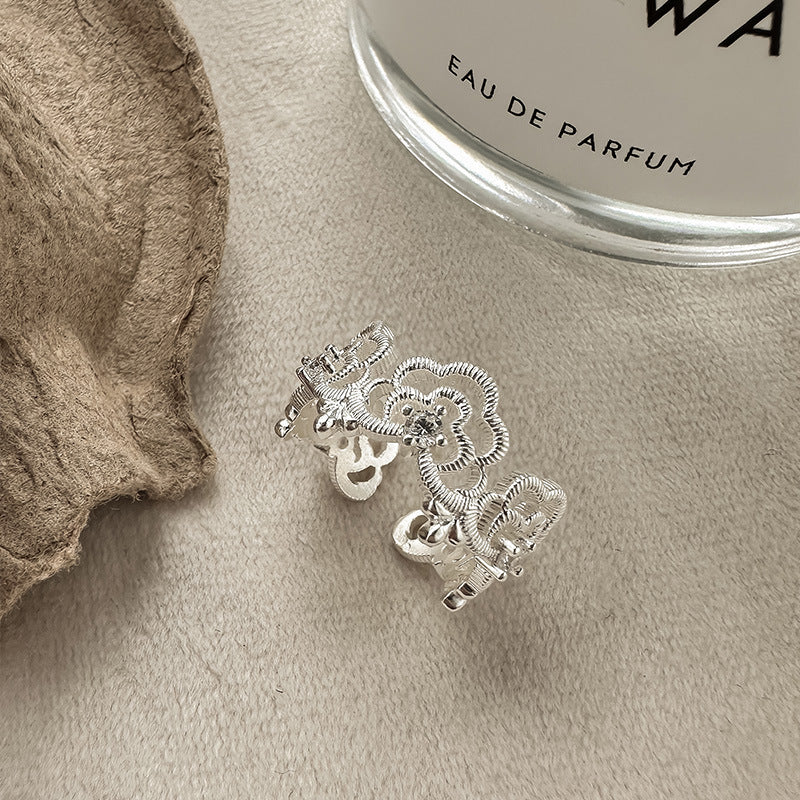 Rosette Whisper Lace Ring