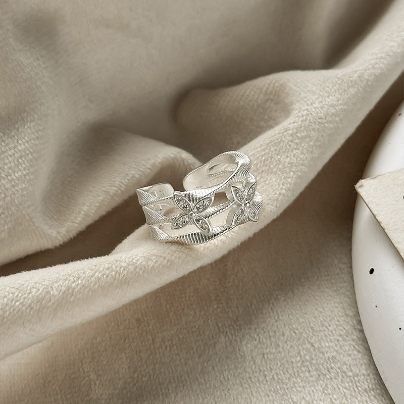 ORIA Sterling Silver Petals Ring