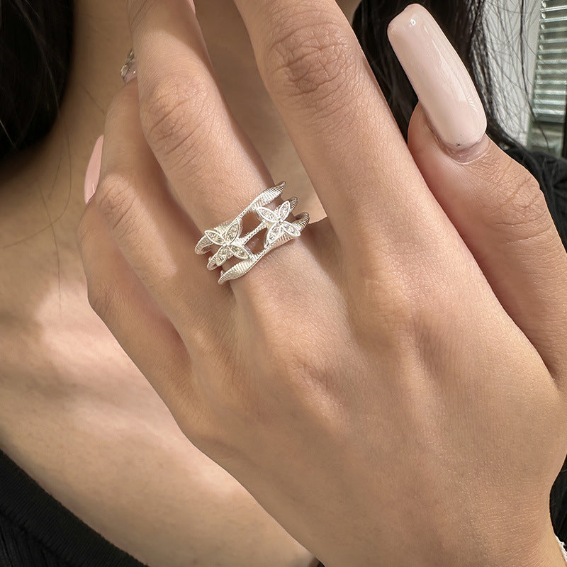 ORIA Sterling Silver Petals Ring